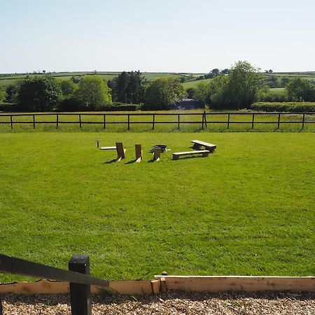 Villa Ty Twt Carmarthen Exterior foto